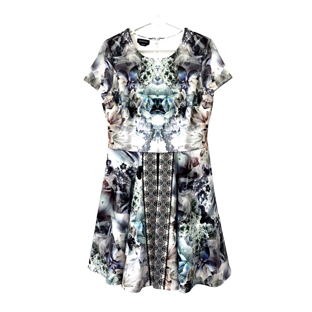 Bebe Floral Print Fit & Flare Dress Short Sleeve Size L